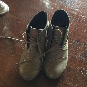 Toms sliver wedge shoes